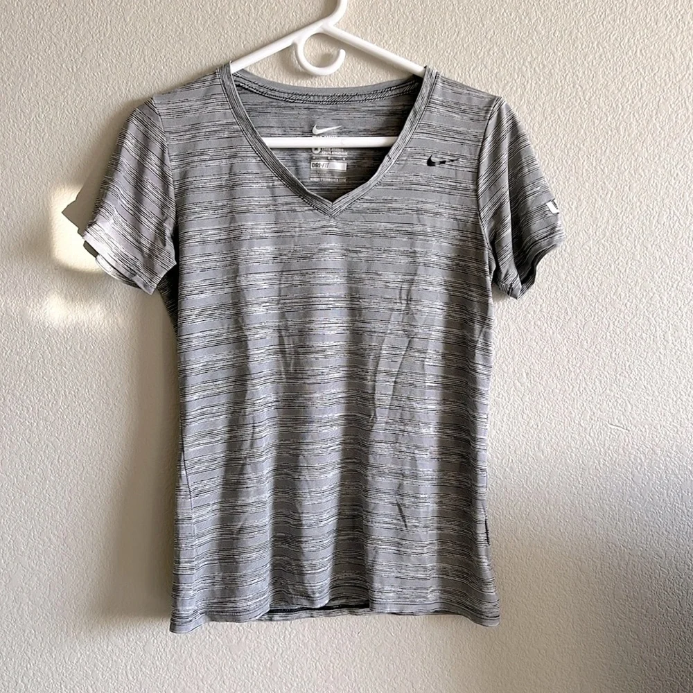Nike‎ UNLV dri-fit top